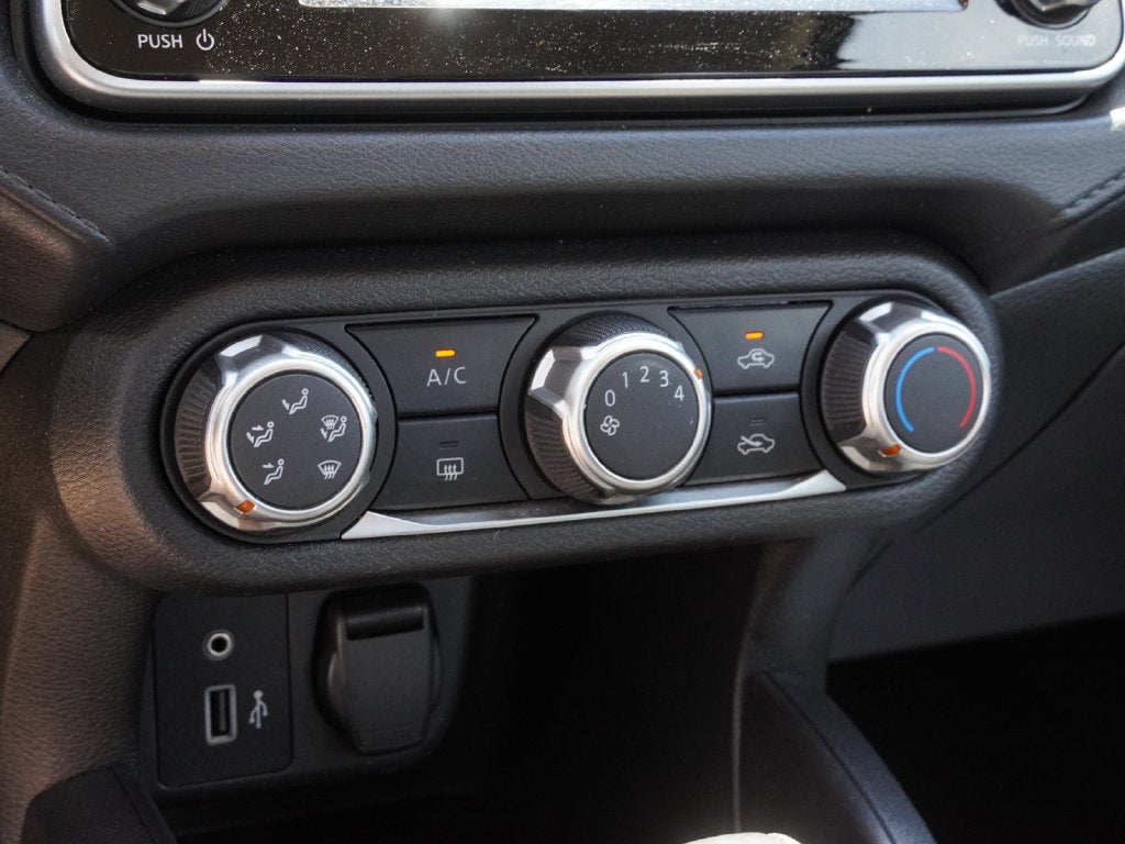2024 Nissan Versa 1.6 S
