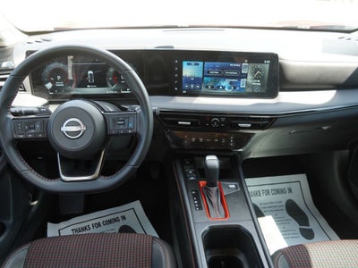 2025 Nissan Kicks SR
