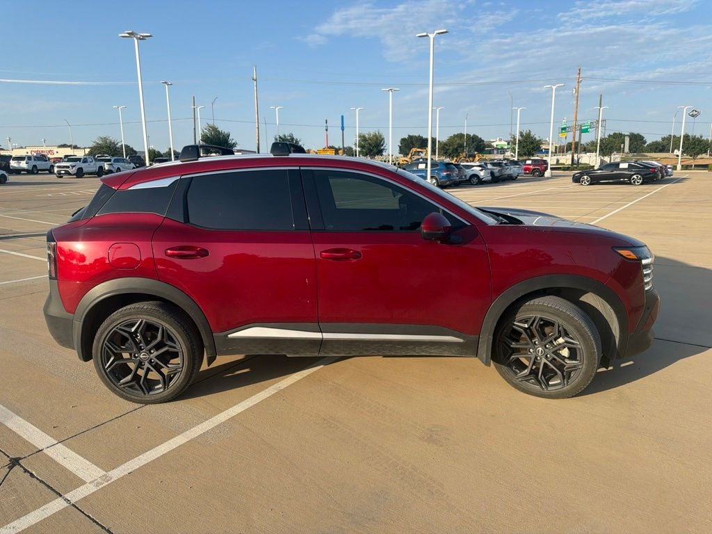2025 Nissan Kicks SR