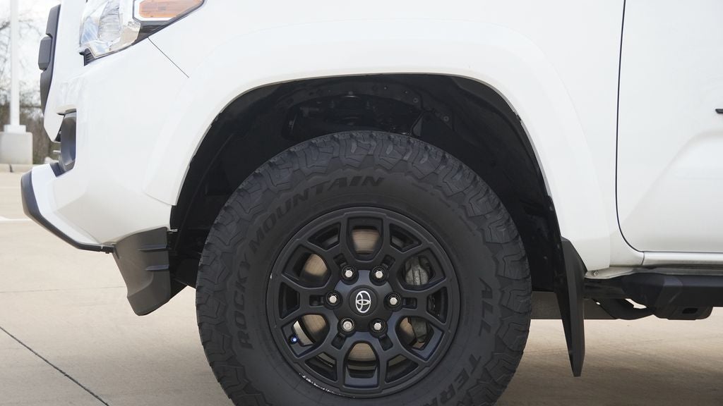 2022 Toyota Tacoma SR5 V6