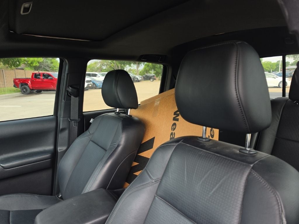 2023 Toyota Tacoma Limited V6