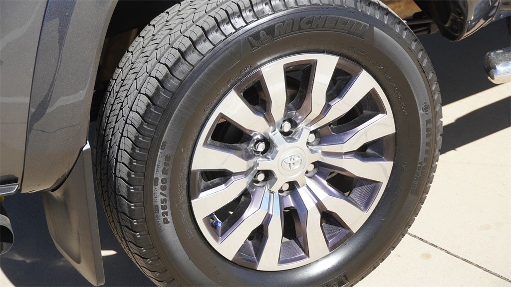 2022 Toyota Tacoma Limited V6