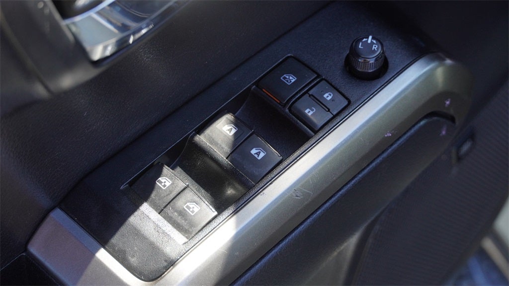 2022 Toyota Tacoma Limited V6