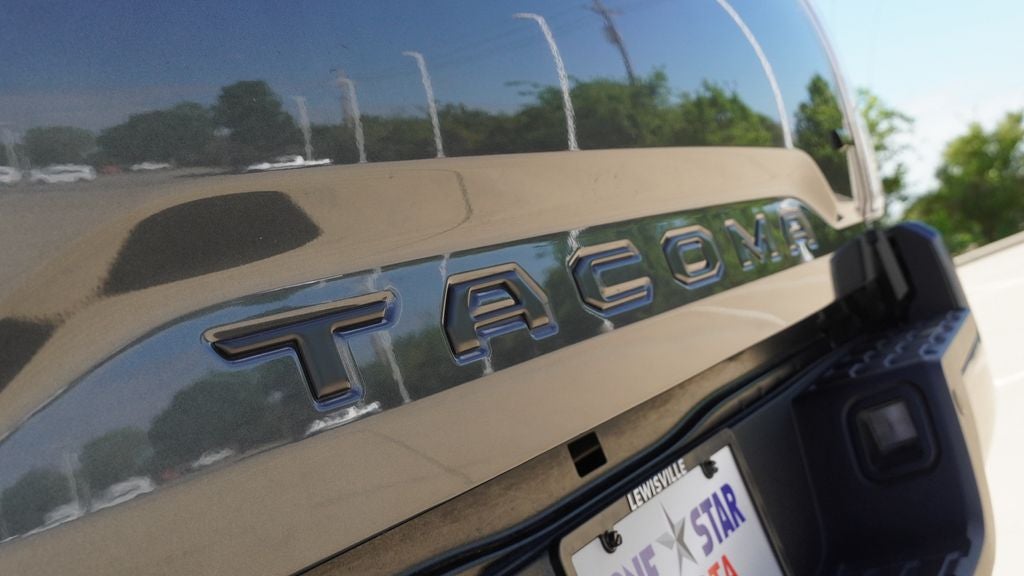2023 Toyota Tacoma Limited V6