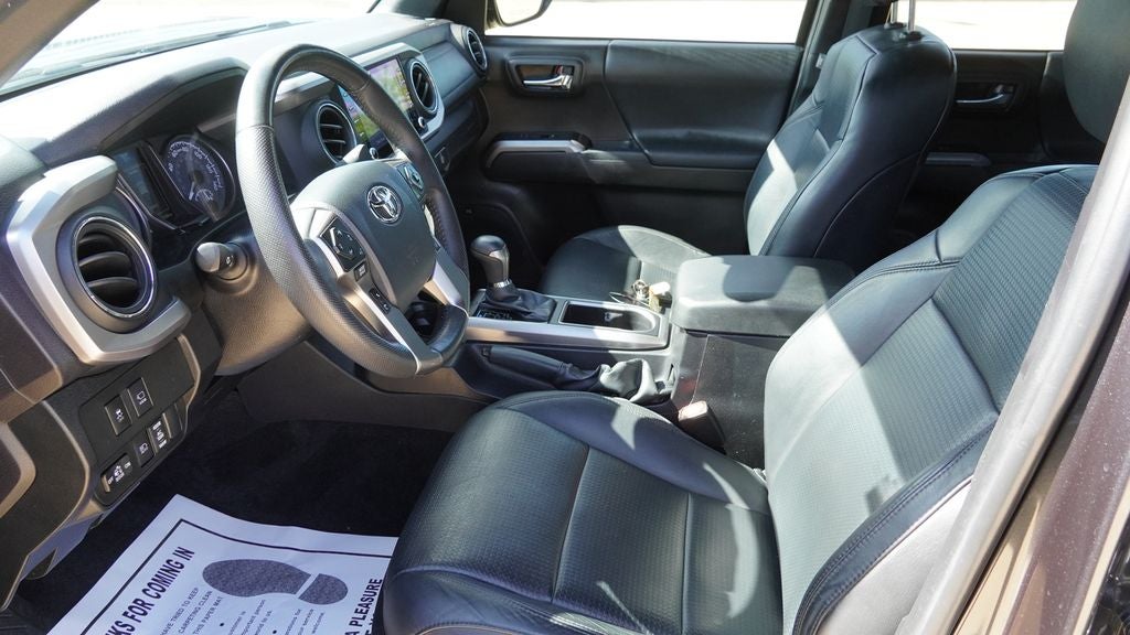 2023 Toyota Tacoma Limited V6