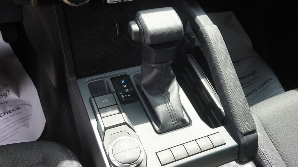 2025 Toyota Tacoma SR5