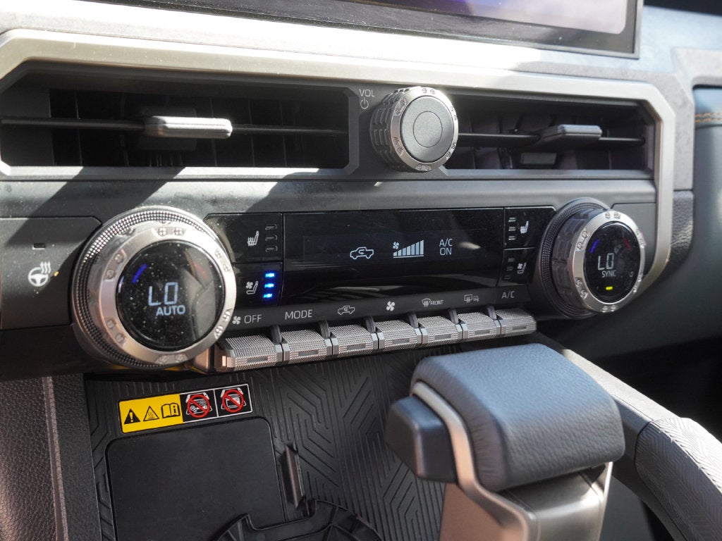 2025 Toyota Tacoma Hybrid Trailhunter