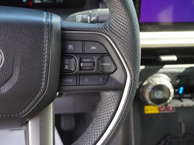 2025 Toyota Tacoma Hybrid Trailhunter
