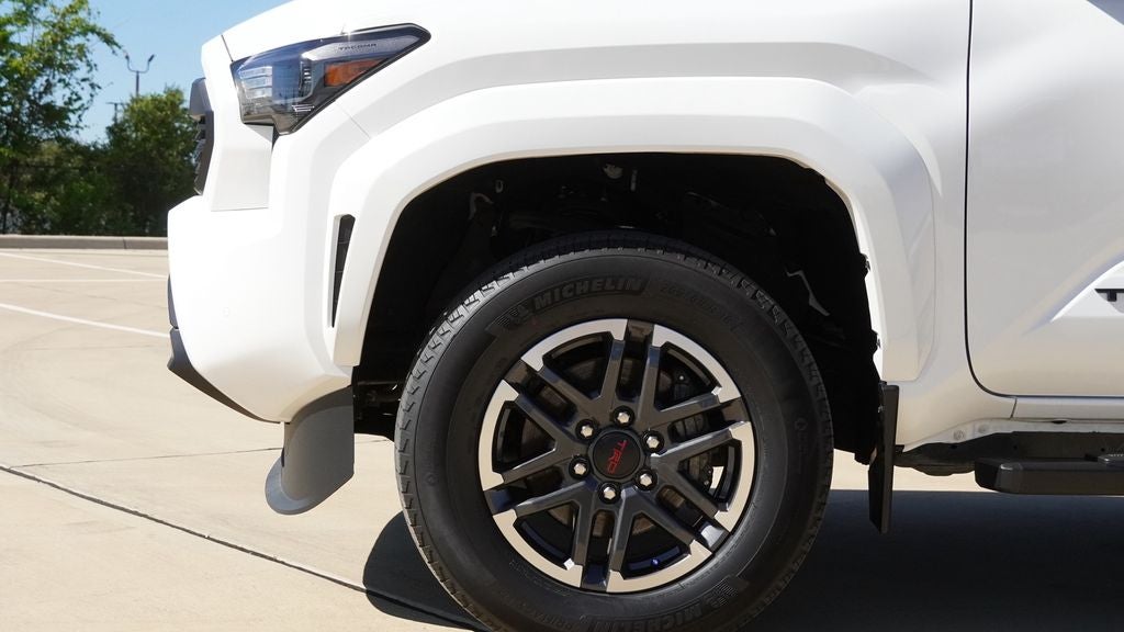 2024 Toyota Tacoma Hybrid TRD Sport