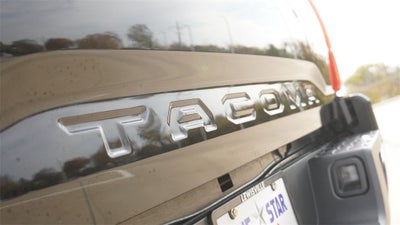 2022 Toyota Tacoma SR