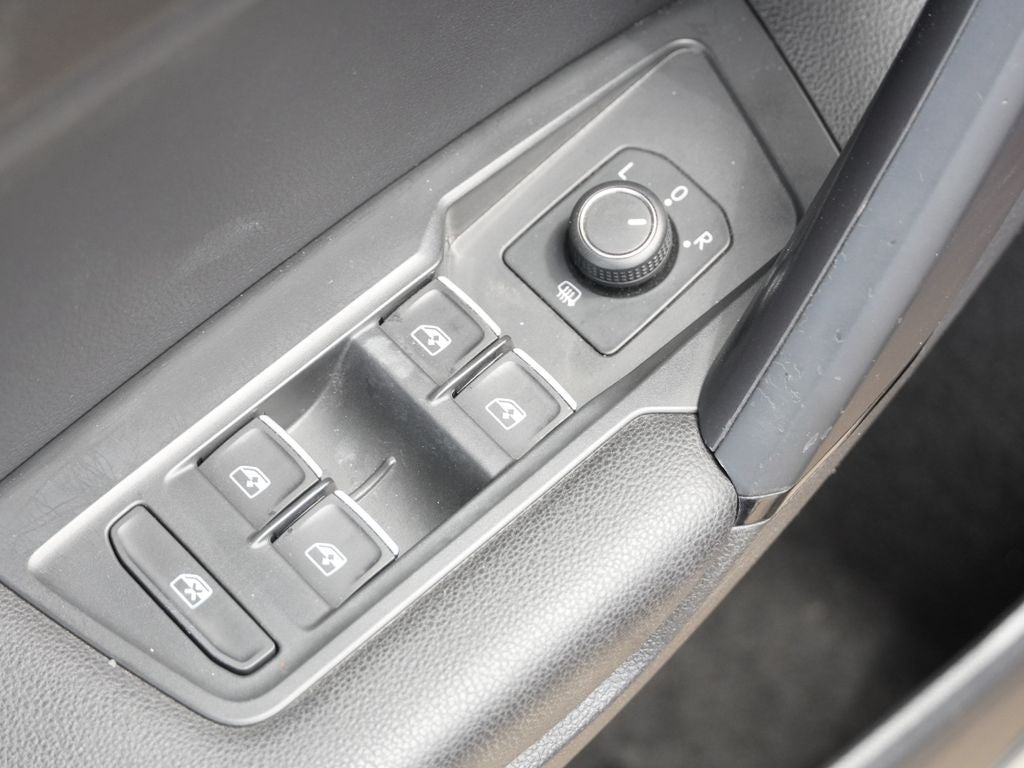 2019 Volkswagen Tiguan 2.0T SE