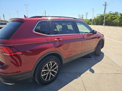 2019 Volkswagen Tiguan 2.0T SE