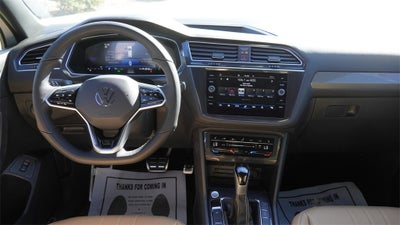 2024 Volkswagen Tiguan 2.0T SE R-Line Black