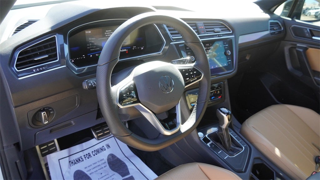 2024 Volkswagen Tiguan 2.0T SE R-Line Black