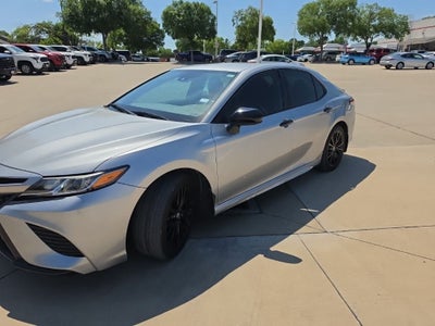 2019 Toyota Camry SE