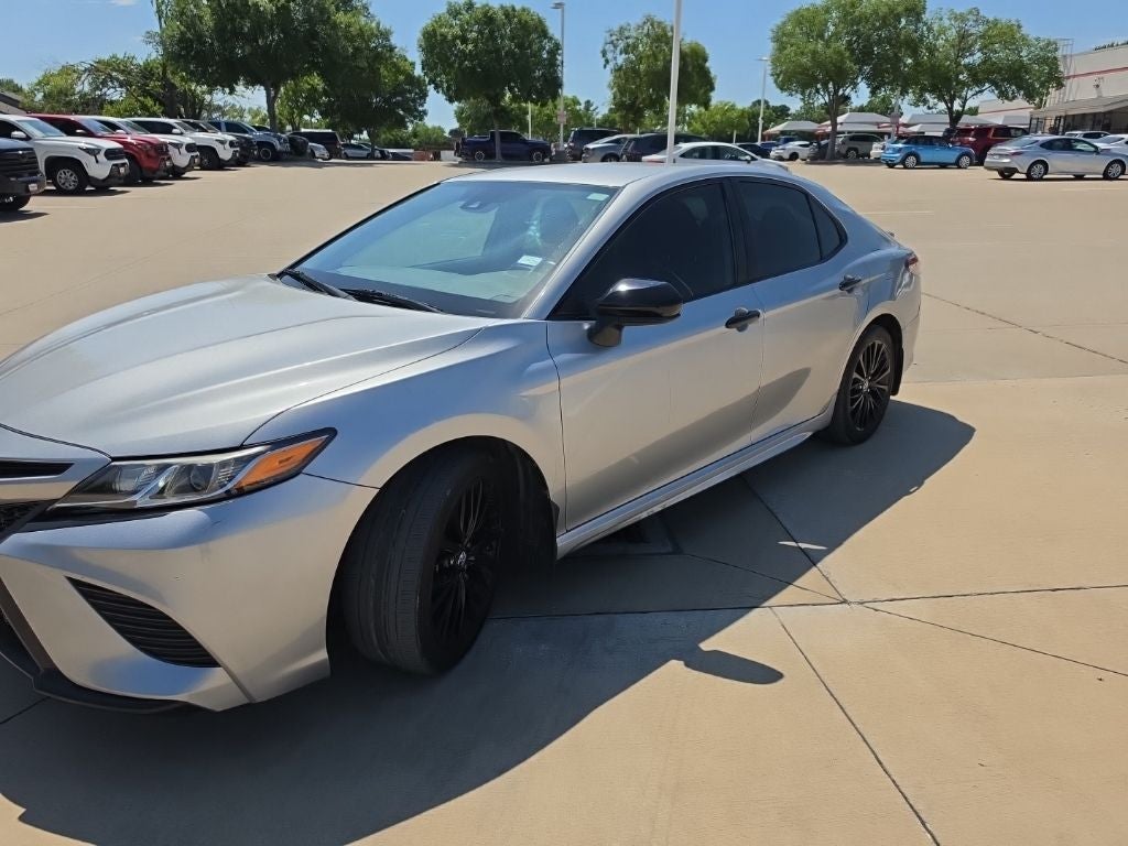 2019 Toyota Camry SE