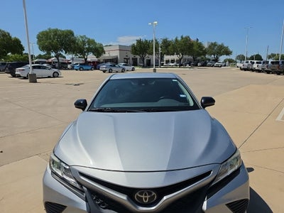 2019 Toyota Camry SE