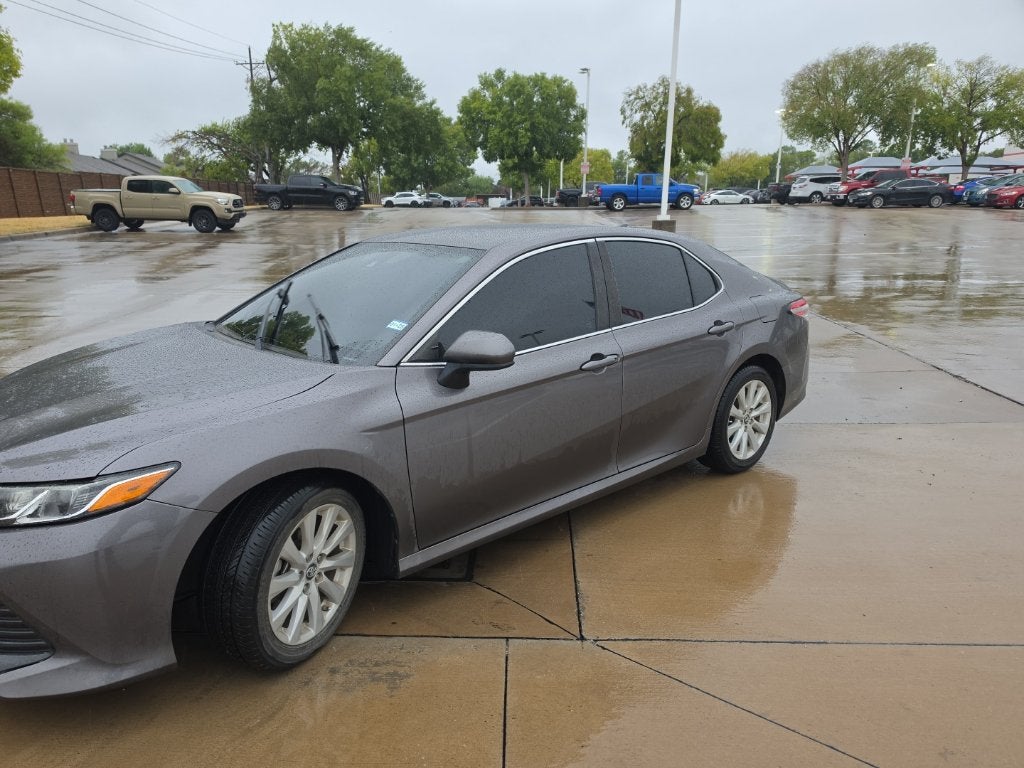2019 Toyota Camry LE