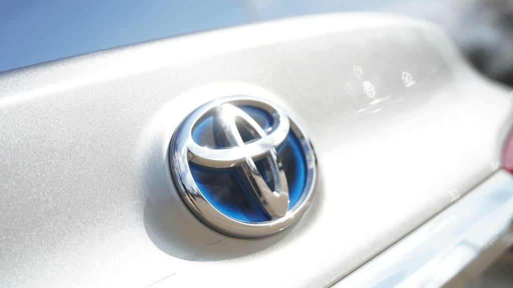 2016 Toyota Camry Hybrid XLE