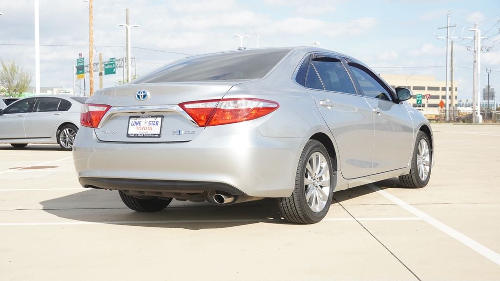 2016 Toyota Camry Hybrid XLE