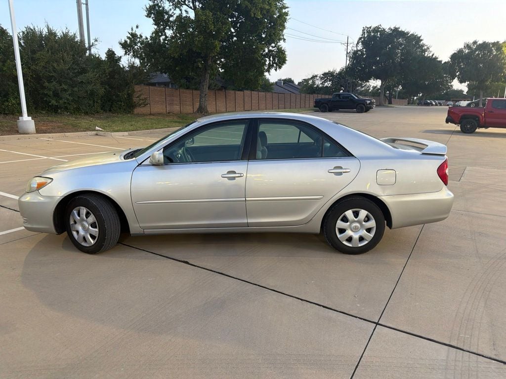 2004 Toyota Camry LE