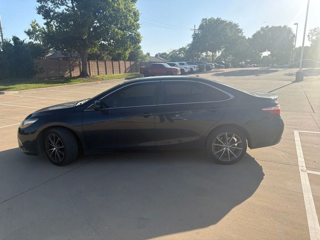 2016 Toyota Camry XSE