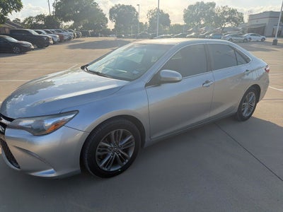 2017 Toyota Camry SE