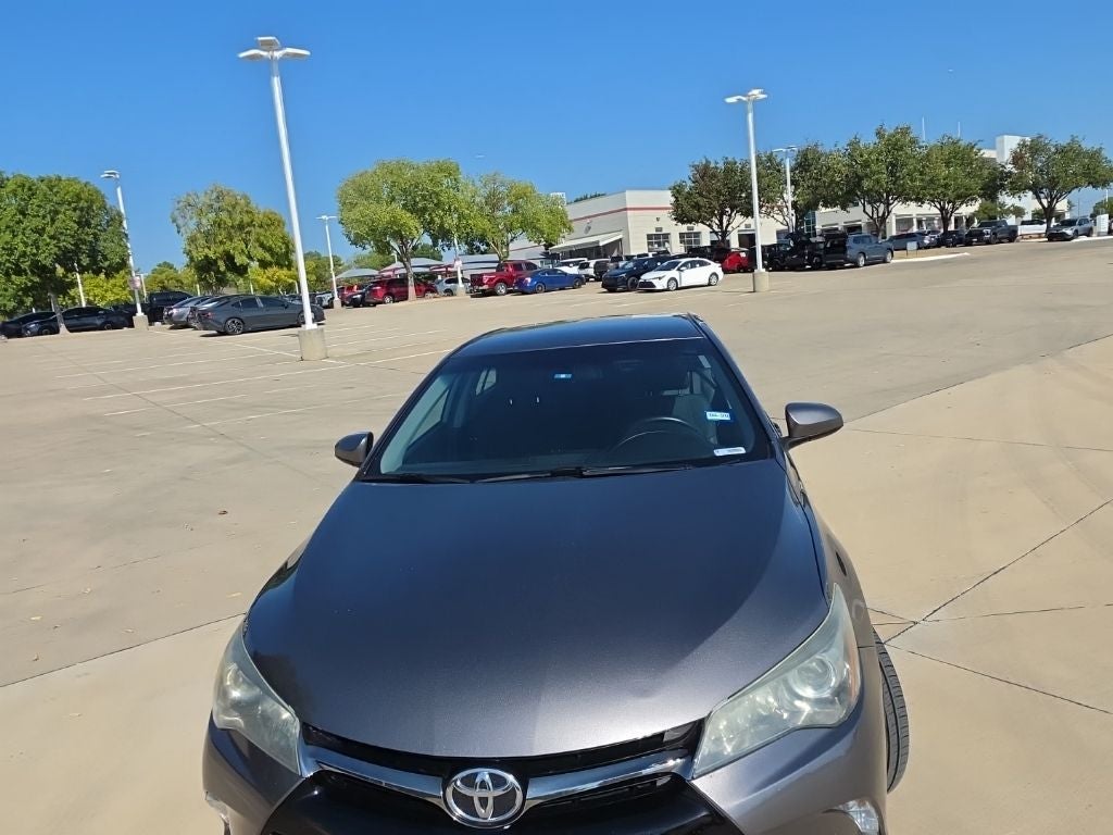 2016 Toyota Camry SE