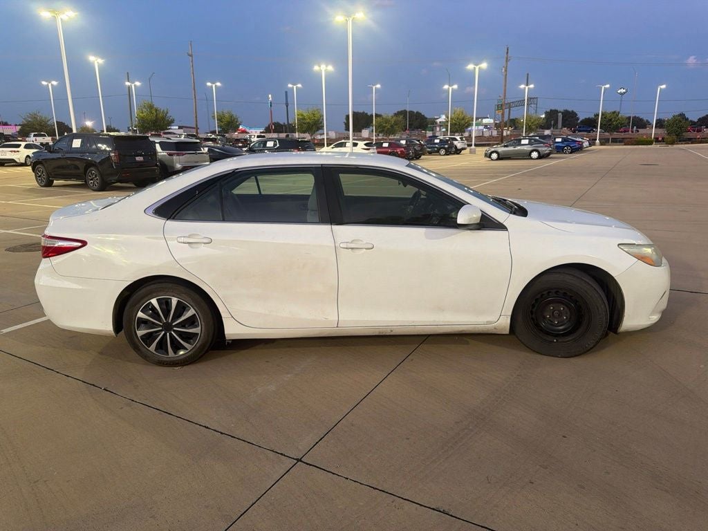 Used 2017 Toyota Camry LE with VIN 4T1BF1FK8HU696418 for sale in Lewisville, TX