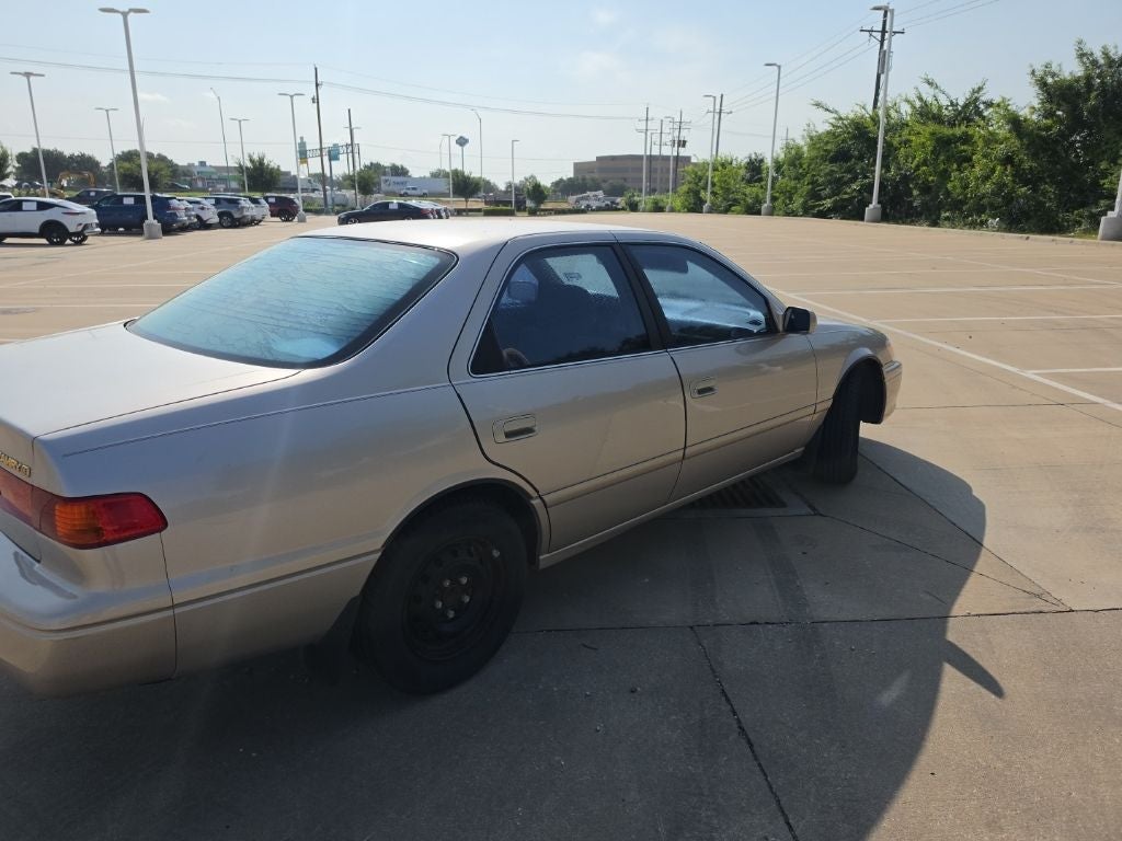 2000 Toyota Camry CE