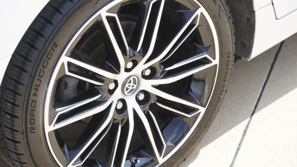 2019 Toyota Avalon Touring