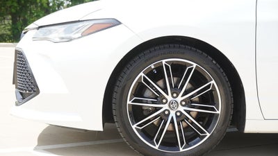 2019 Toyota Avalon Touring