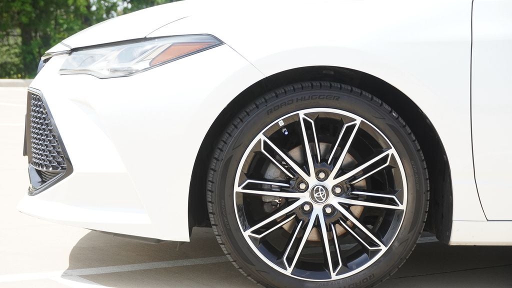 2019 Toyota Avalon Touring