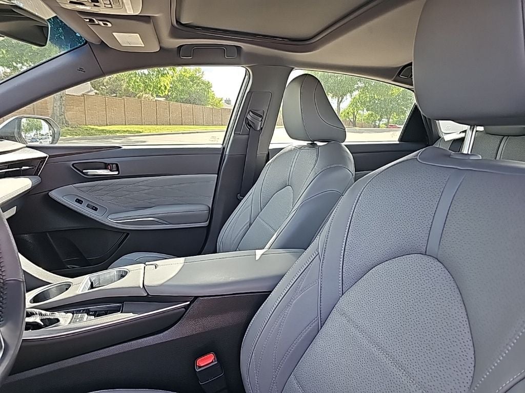 2020 Toyota Avalon Hybrid Limited