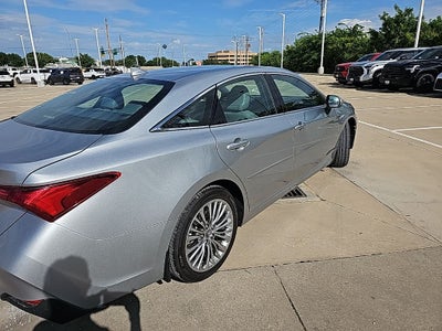 2020 Toyota Avalon Hybrid Limited