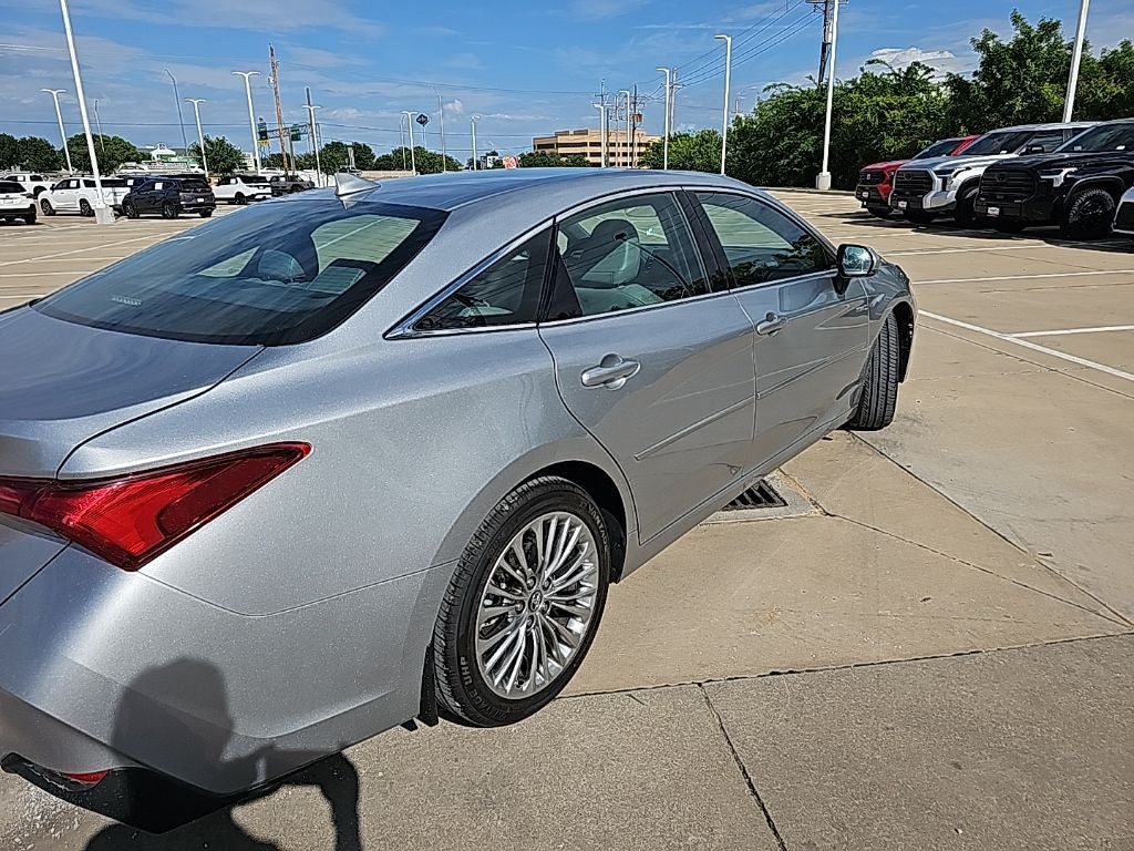 2020 Toyota Avalon Hybrid Limited