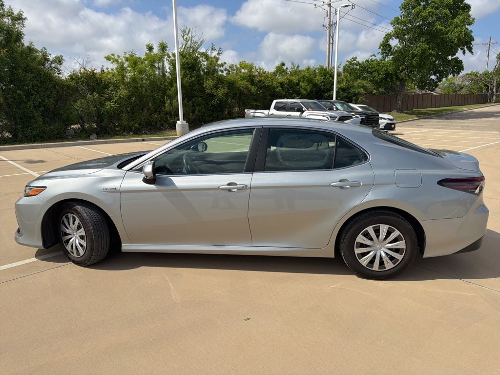 2021 Toyota Camry Hybrid LE
