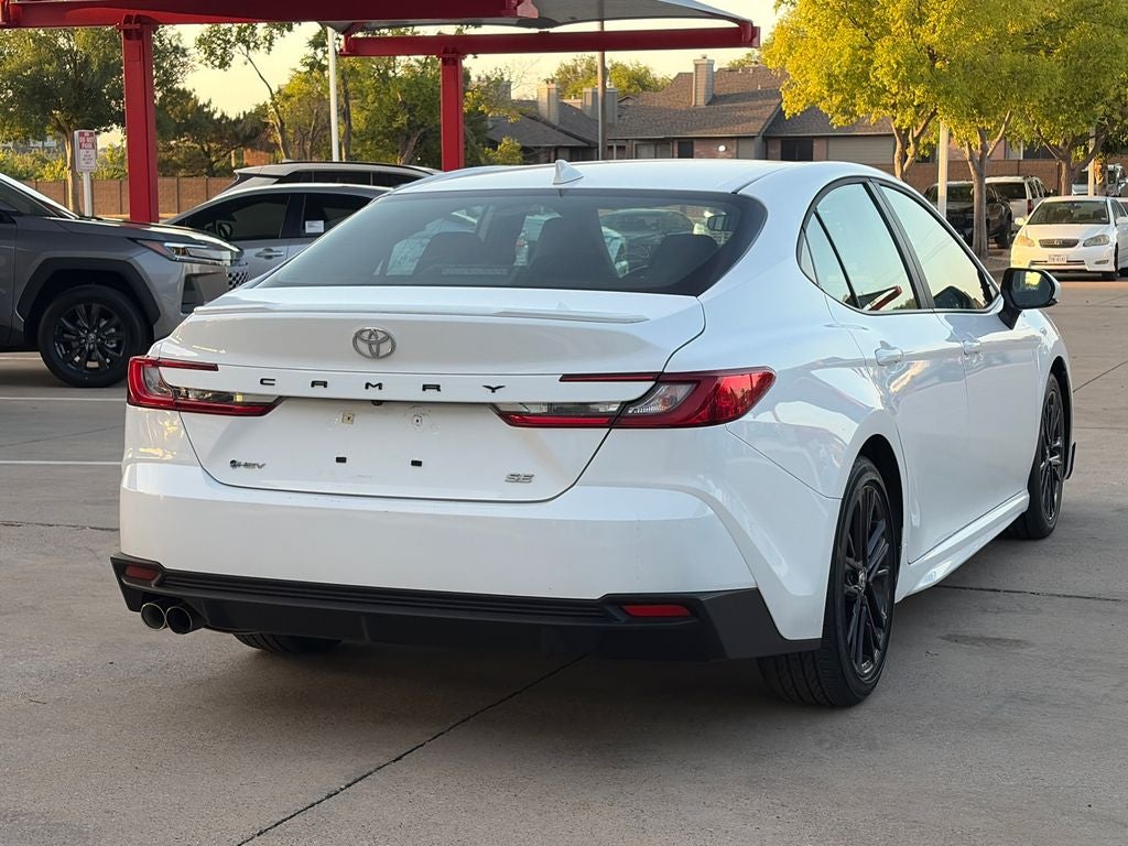 2025 Toyota Camry SE