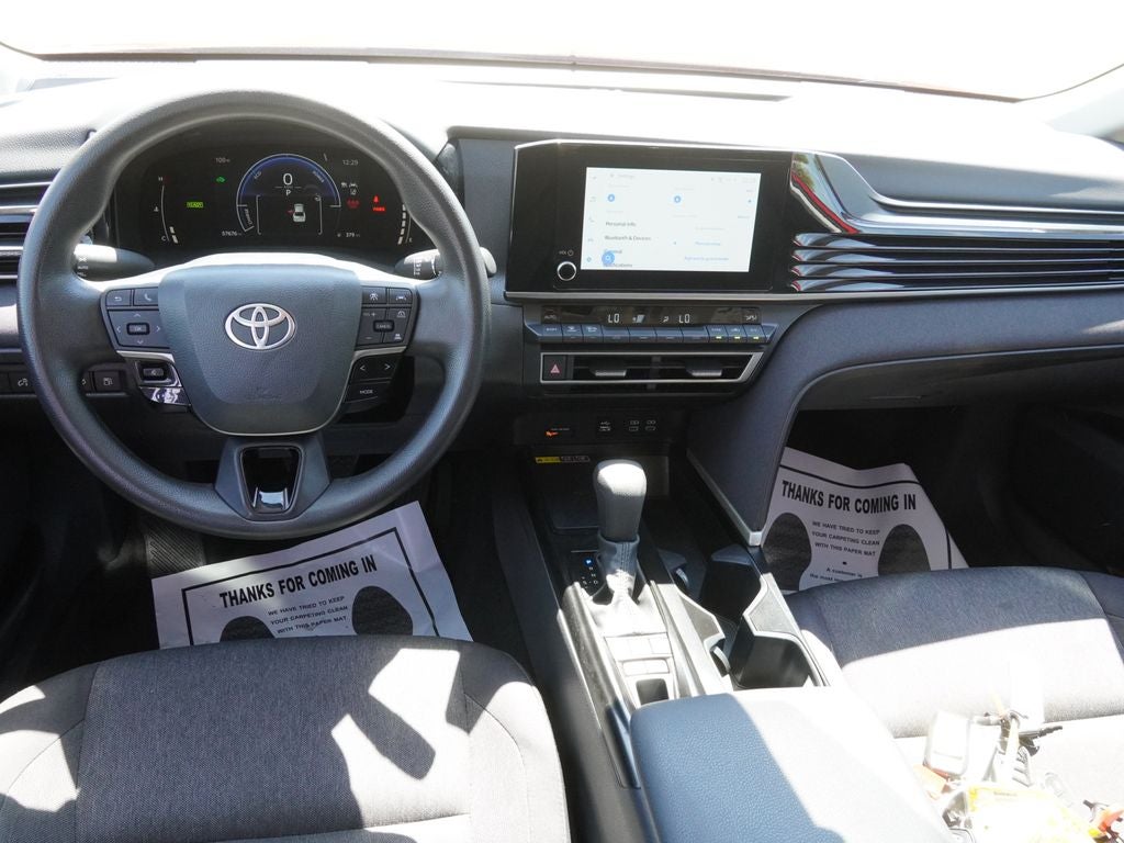 2025 Toyota Camry LE