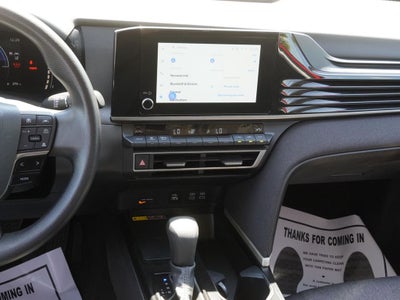 2025 Toyota Camry LE