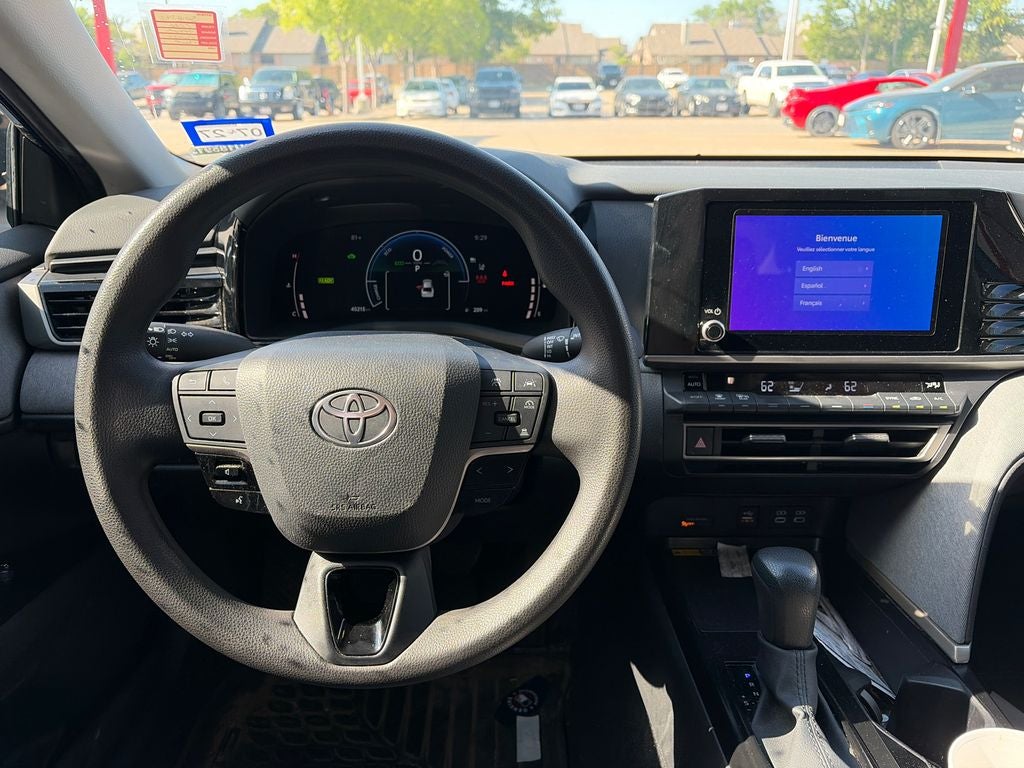 2025 Toyota Camry LE