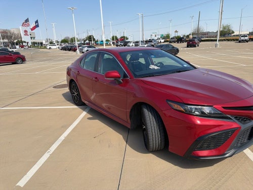 2022 Toyota Camry SE