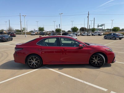 2022 Toyota Camry SE