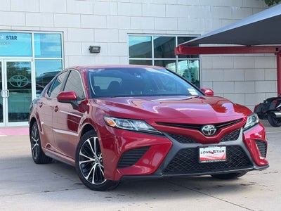 2020 Toyota Camry SE