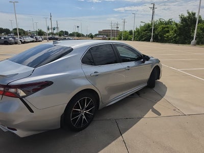 2024 Toyota Camry SE