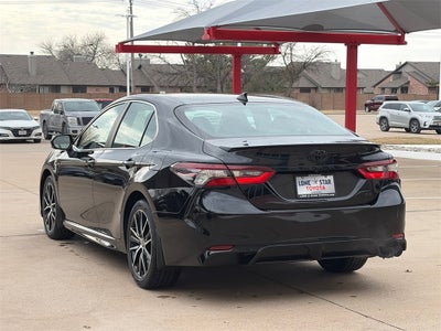 2023 Toyota Camry SE