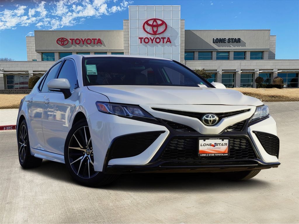 2024 Toyota Camry SE