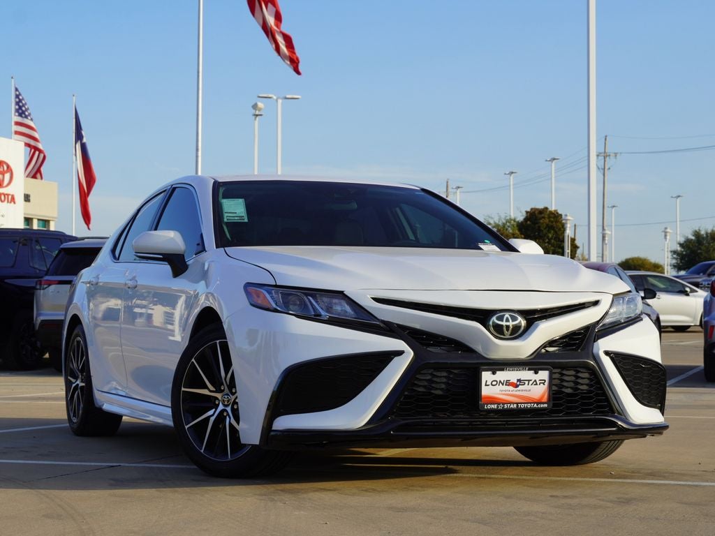 2024 Toyota Camry SE