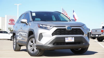 2022 Toyota RAV4 Hybrid XLE