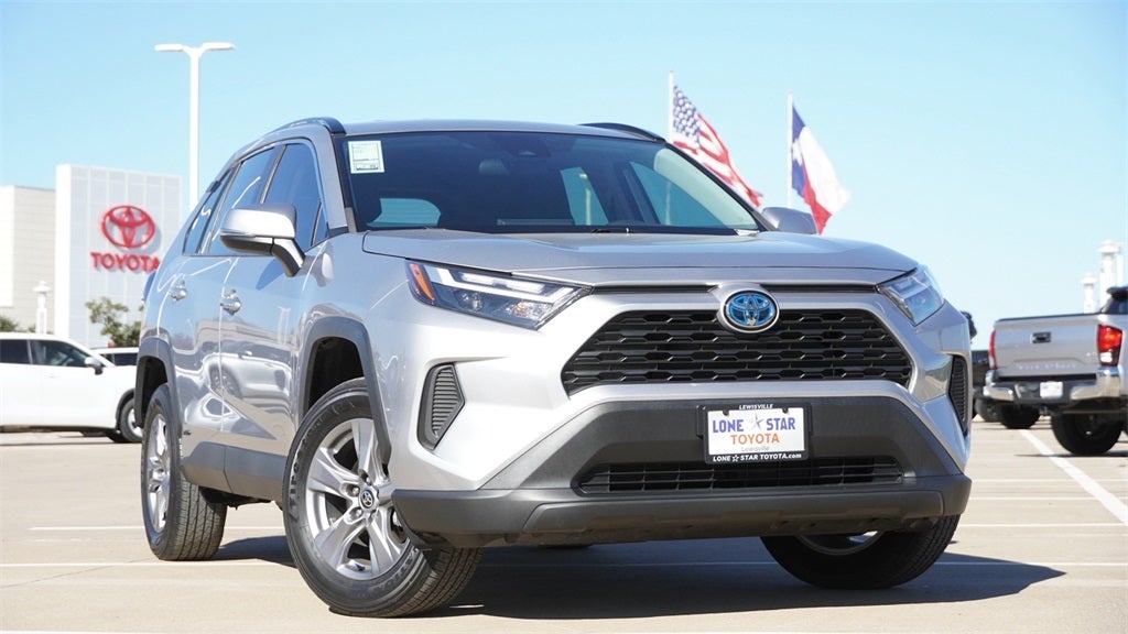 2022 Toyota RAV4 Hybrid XLE